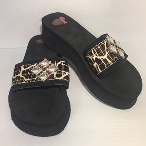 [Justin] bling flip flops 7 sandals shoes
